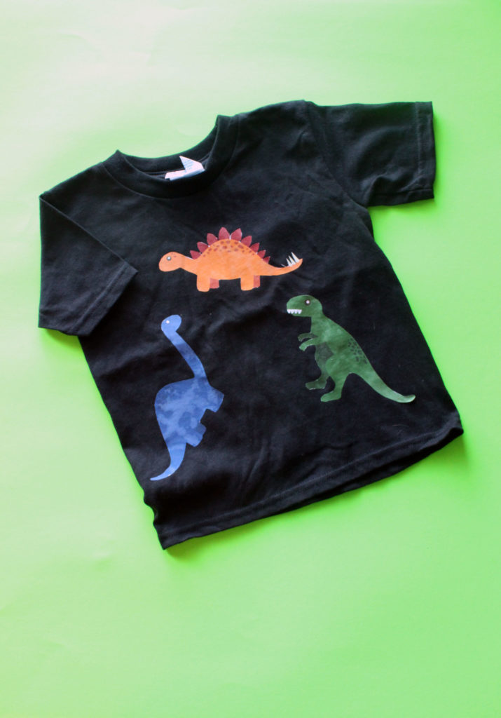 easy birthday costume for a dinosaur party